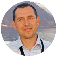 prof. Marcin Okrój