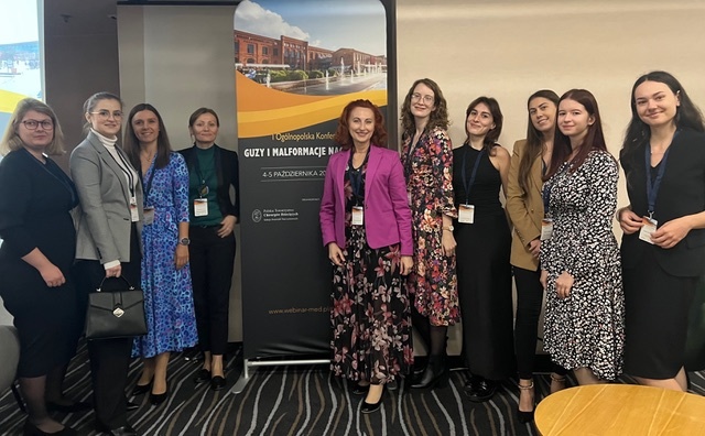 Od lewej: Anna Gabrych, Dominika Duchnevič, Anna Kłosowska, Małgorzata Krawczyk, Ewa Bień, Małgorzata Styczewska, Lena Głuszkiewicz, Dominika Kozdroń, Weronika Łyzińska, Joanna Zajączkowska