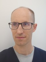 Dr Piotr Kmieć