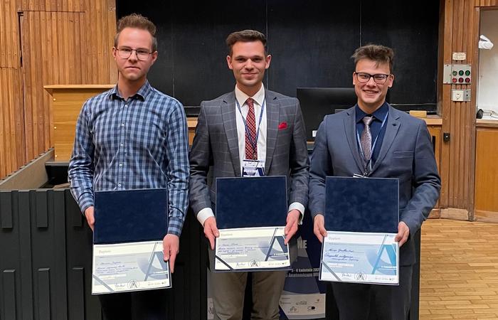 Studenci GUMed na podium podczas OSKN Odmiany anatomiczne w praktyce klinicznej