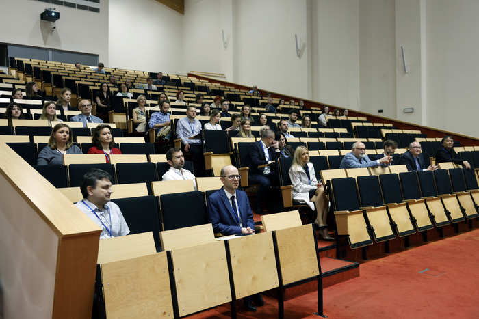 Nuclear_Medicine_Z.Zapisek5.jpg