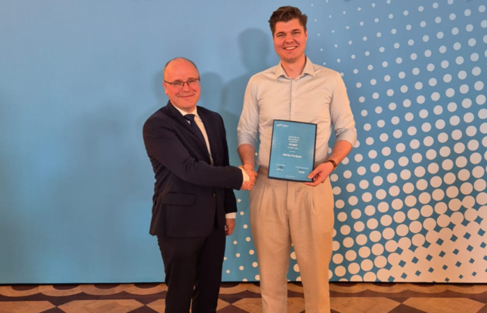 Lek. Adrian Perdyan laureatem programu START