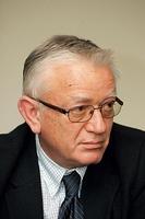 prof. Andrzej Hellmann