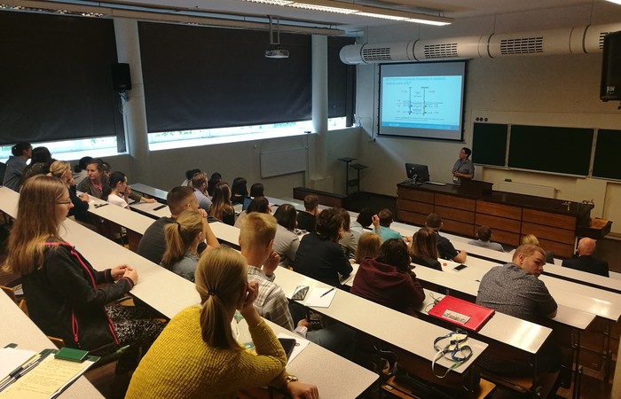Pierwsza Szkoła Letnia dla doktorantów