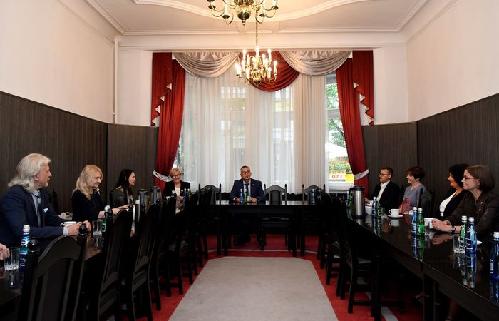Spotkanie Rektora z władzami dziekańskimi dwóch kadencji