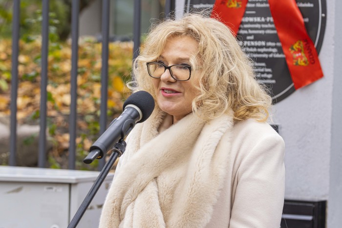 prof. Edyta Szurowska