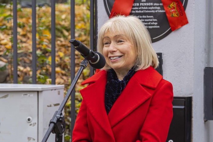 prof. Anna Dominiczak