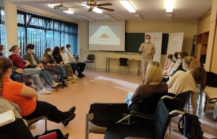 Studenci ćwiczyli komunikację medyczną