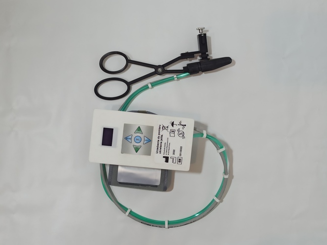Prototyp urządzenia do skojarzonej oceny ukrwienia narządów przewodu pokarmowego - sonda z chwytakiem wraz z elektroniczną jednostką sterującą, fot. Marek Dudek