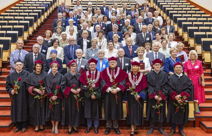 Absolwenci z rocznika 1965-1971 odnowili dyplomy