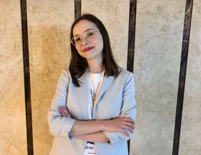 Julia_Sternicka.jpg
