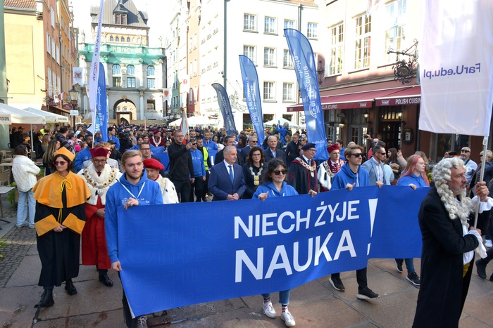 Uczestnicy parady