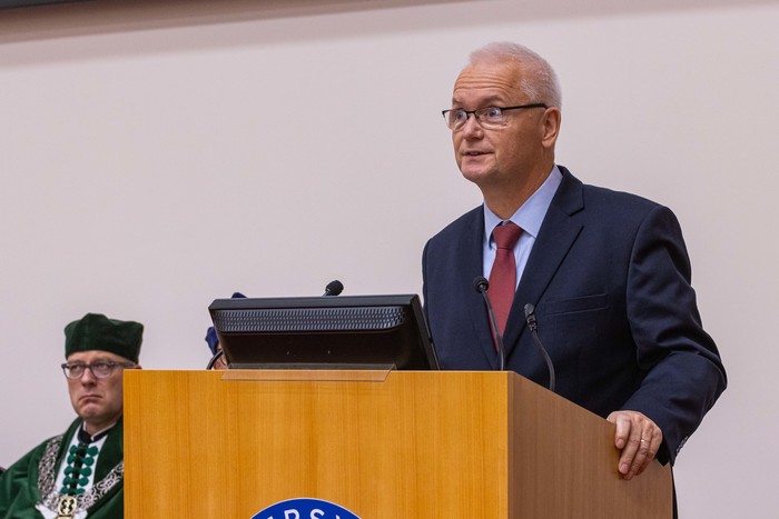 P._Sudara_-_Inauguracja_roku_akademickiego_(116).jpg