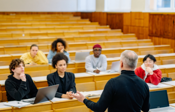 International Interdisciplinary Summer School na Wydziale Farmaceutycznym