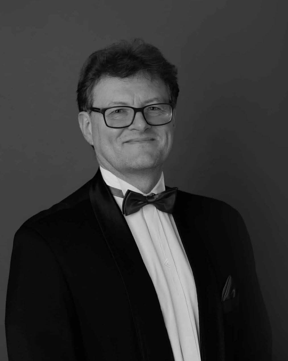 Lek. Jarosław Kamil Tomaszewski