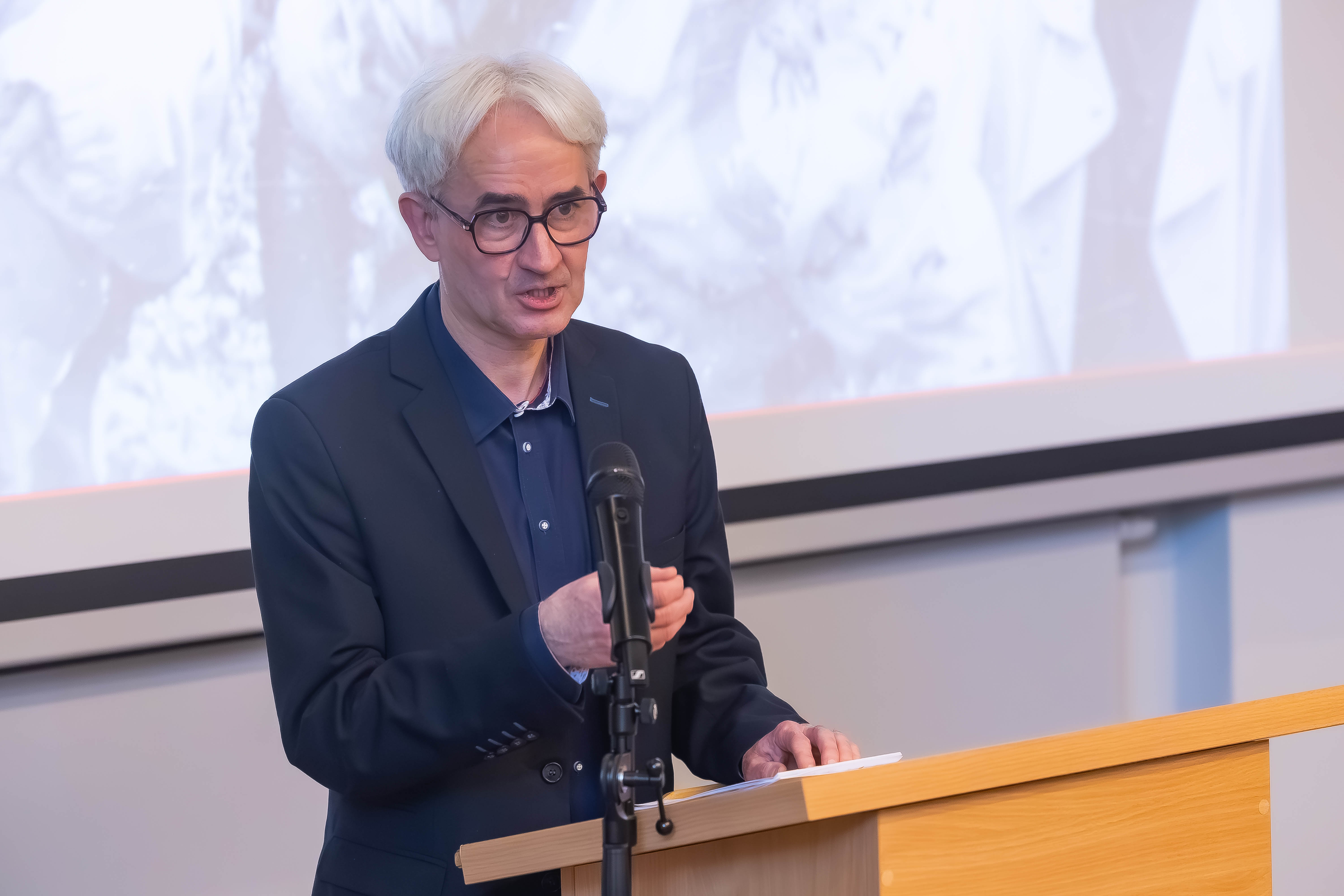 żałobna sesja Rady Wydziału