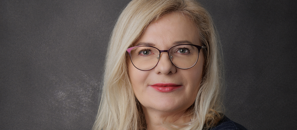 prof. dr hab. Edyta Szurowska