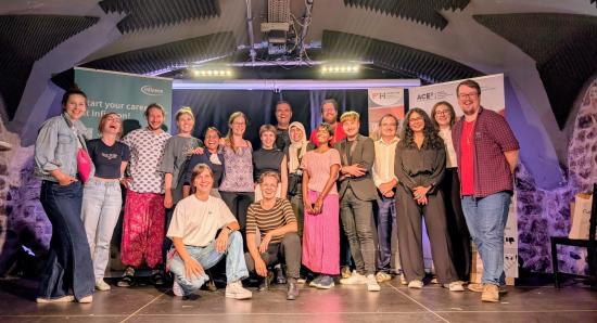 Zdjęcie grupowe uczestników spotkania