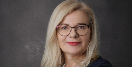 prof. dr hab. Edyta Szurowska