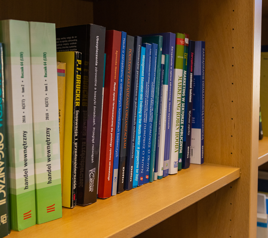 Książki w Zakładzie Zdrowia Publicznego